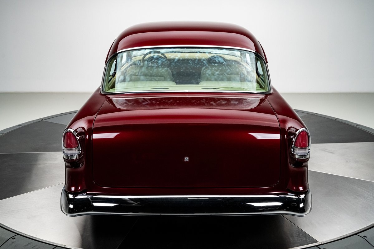 Chevrolet-210-1955-Sedan-18