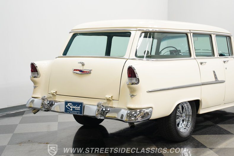 Chevrolet-210-1955-White-Blue-23