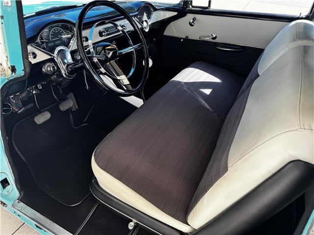 Chevrolet-210-1956-Sedan-23