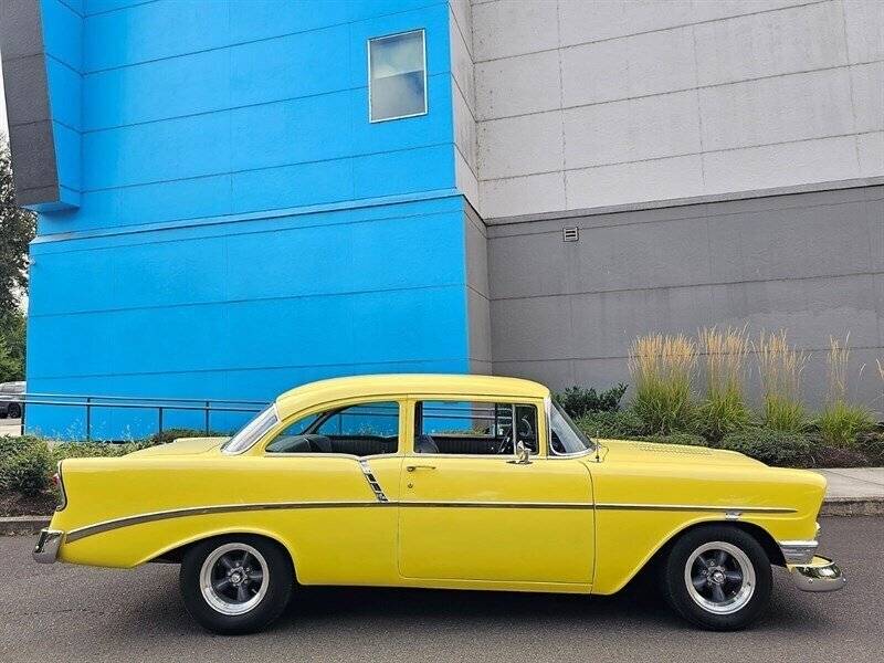 Chevrolet-210-post-1956-yellow-12
