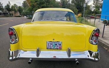 Chevrolet-210-post-1956-yellow-21