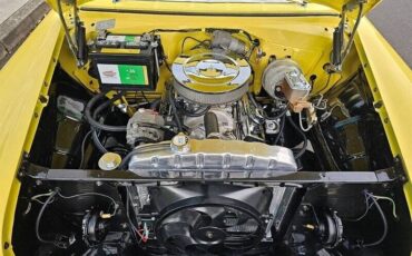 Chevrolet-210-post-1956-yellow-22