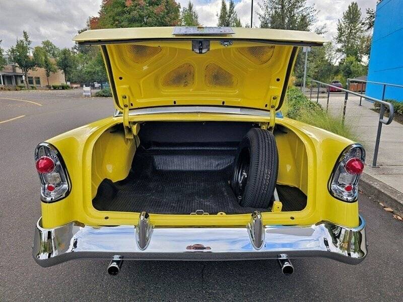 Chevrolet-210-post-1956-yellow-8