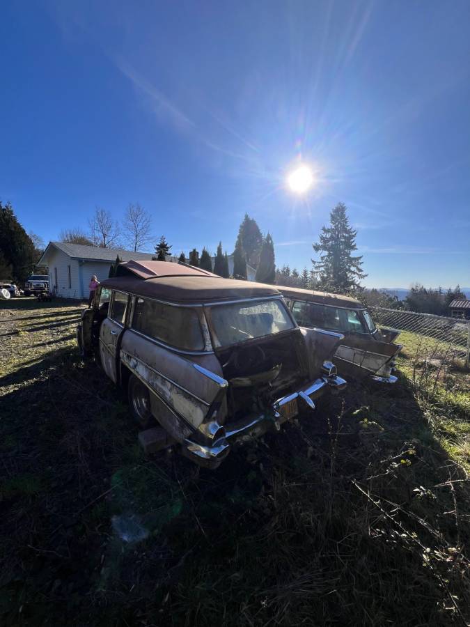 Chevrolet-210-wagon-1957-white-10