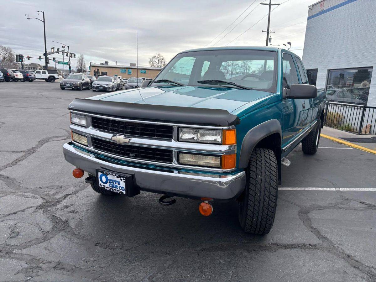 Chevrolet-2500-extended-cab-1994-green-1
