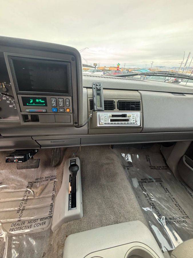 Chevrolet-2500-extended-cab-1994-green-15