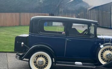 Chevrolet-2door-sedan-1931-blue-3