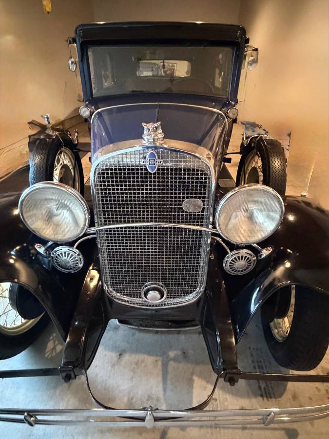 Chevrolet-2door-sedan-1931-blue-7