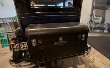 Chevrolet-2door-sedan-1931-blue-8