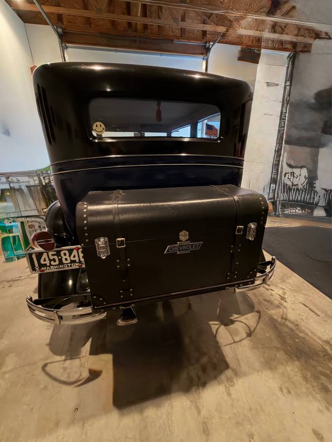 Chevrolet-2door-sedan-1931-blue-8