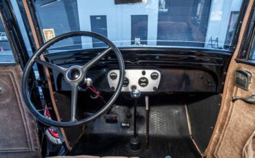 Chevrolet-3-window-coupe-1931-1