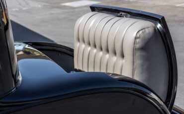 Chevrolet-3-window-coupe-1931-12