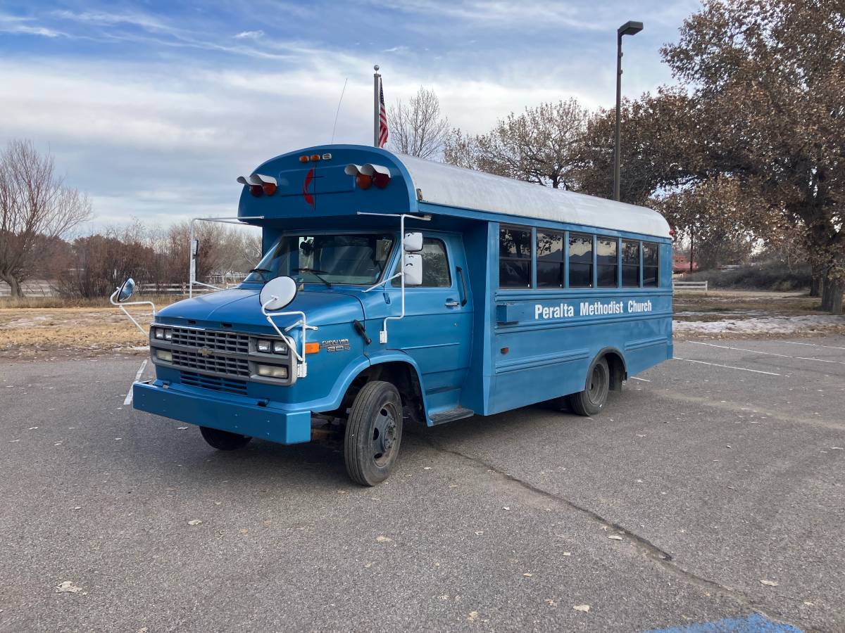 Chevrolet-30-hd-1996-blue-1