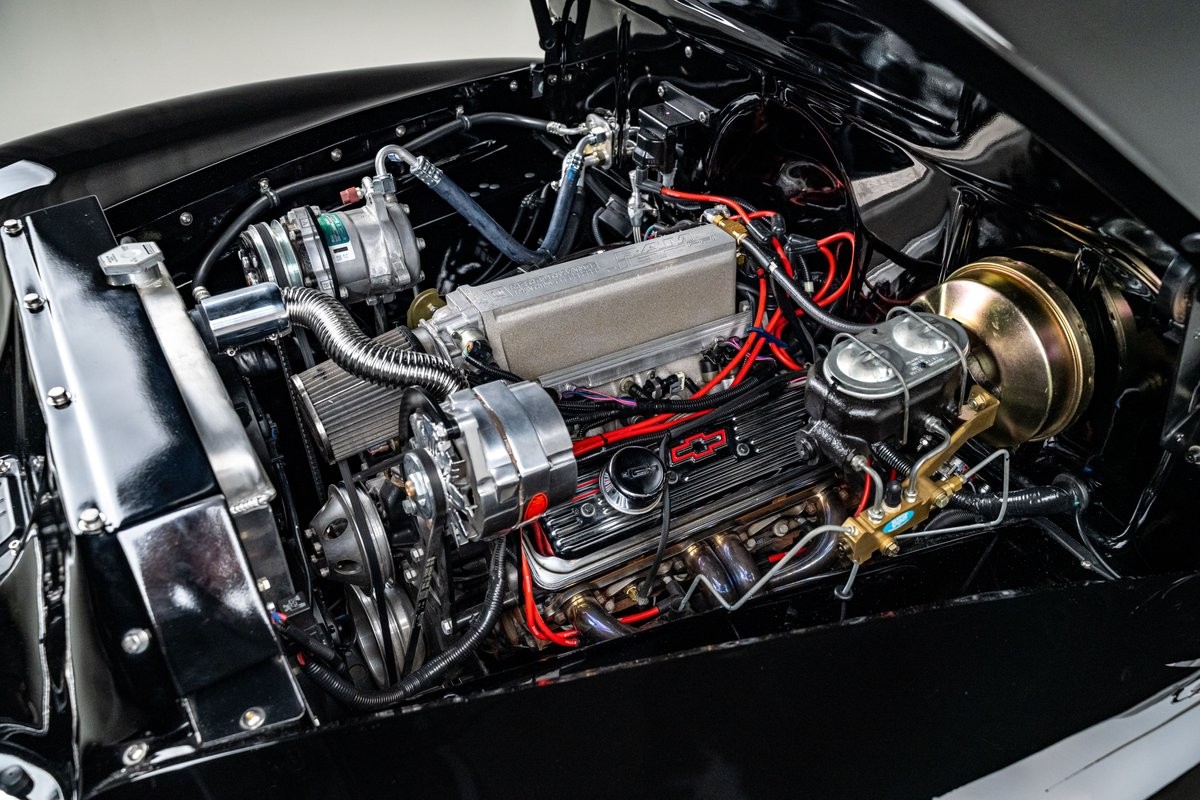 Chevrolet-3100-1950-Pickup-Truck-1