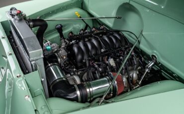 Chevrolet-3100-1951-Pickup-Truck-1