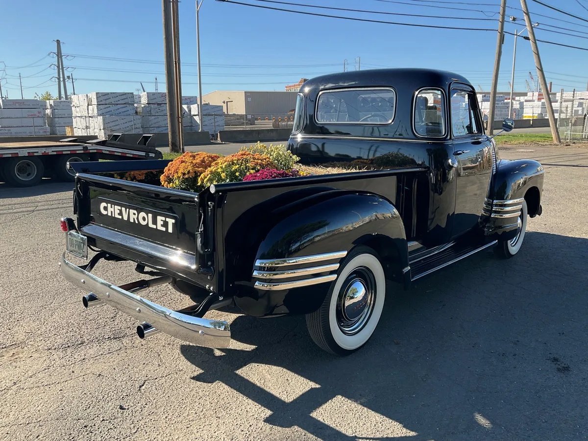 Chevrolet-3100-1953-Black-Tan-3