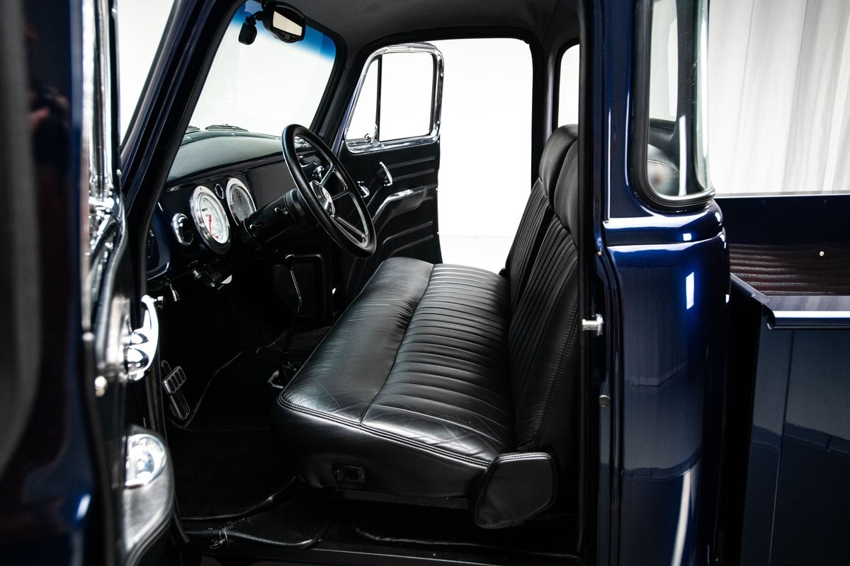 Chevrolet-3100-1955-Pickup-Truck-1