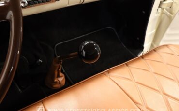 Chevrolet-3100-1956-Beige-Saddle-3