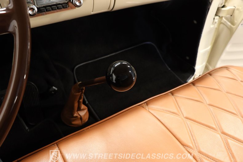 Chevrolet-3100-1956-Beige-Saddle-3
