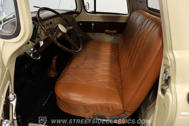 Chevrolet-3100-1956-Beige-Saddle-40