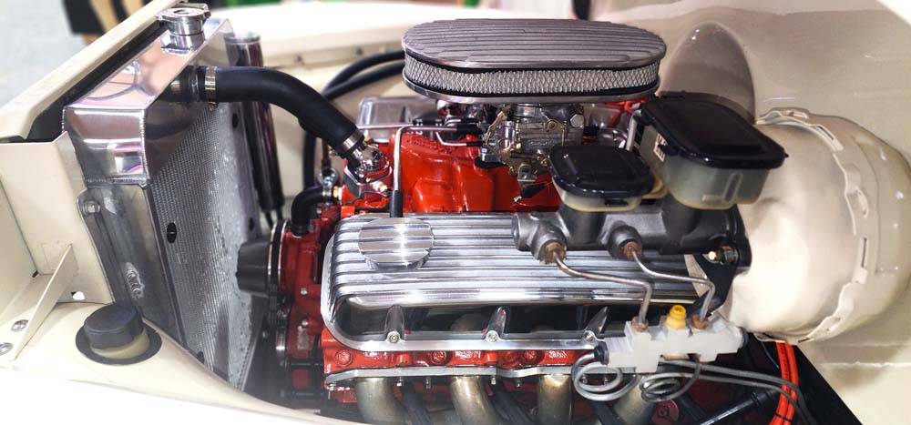 Chevrolet-3100-5-window-truck-1954-white-1