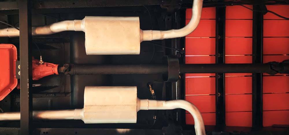 Chevrolet-3100-5-window-truck-1954-white-20