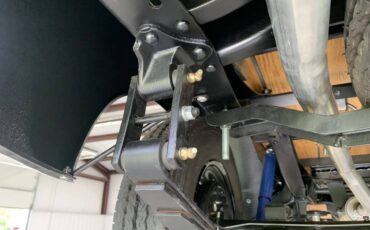 Chevrolet-3100-five-window-1950-black-16