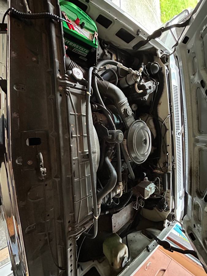 Chevrolet-3500-1982-white-3