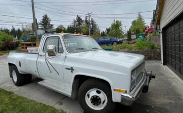Chevrolet-3500-1982-white