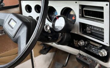 Chevrolet-3500-1982-white-6