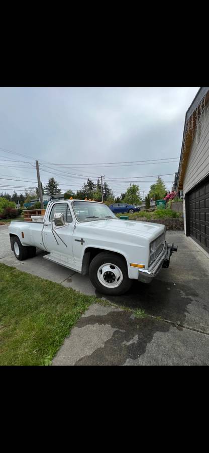 Chevrolet-3500-1982-white