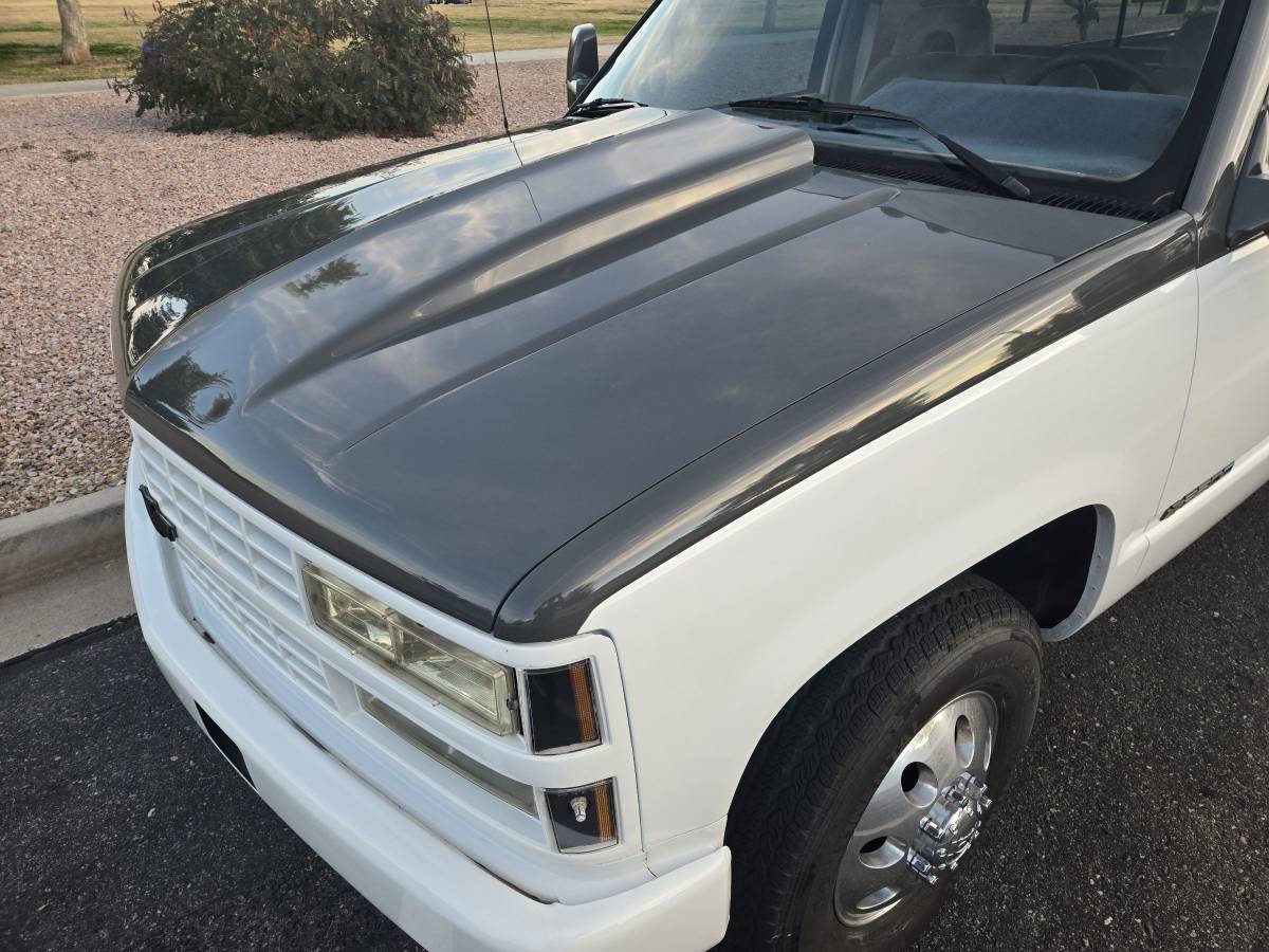 Chevrolet-3500-silverado-dually-diesel-1993-white-26