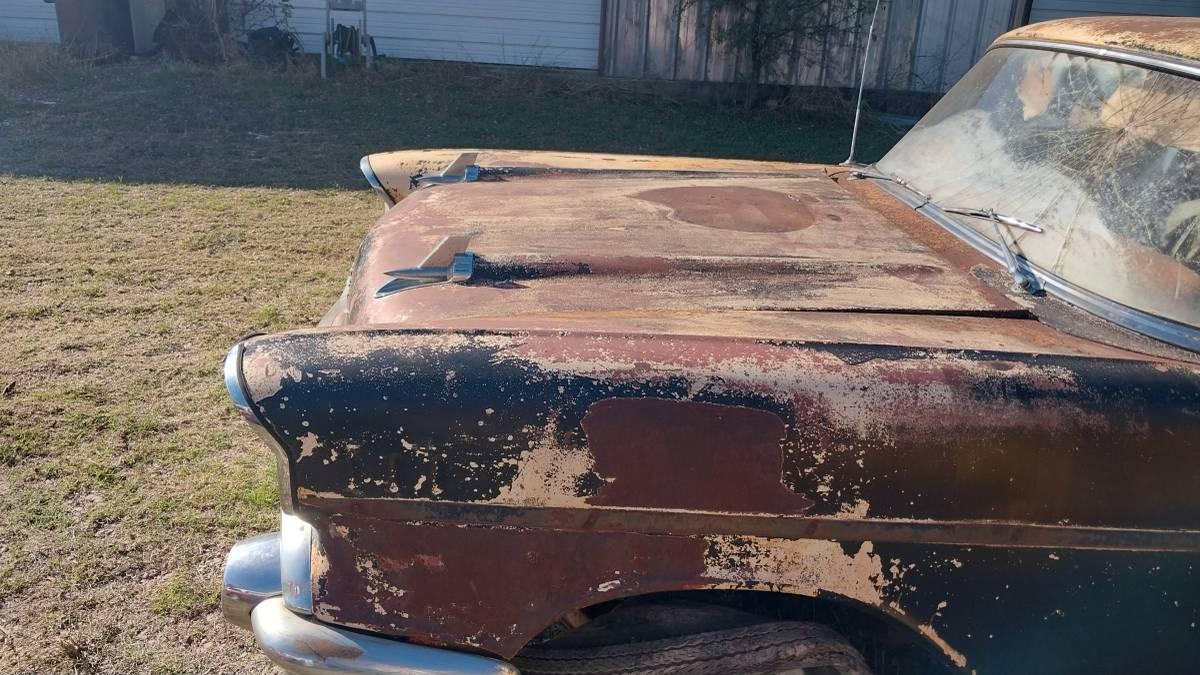 Chevrolet-4dr-1957-black-9