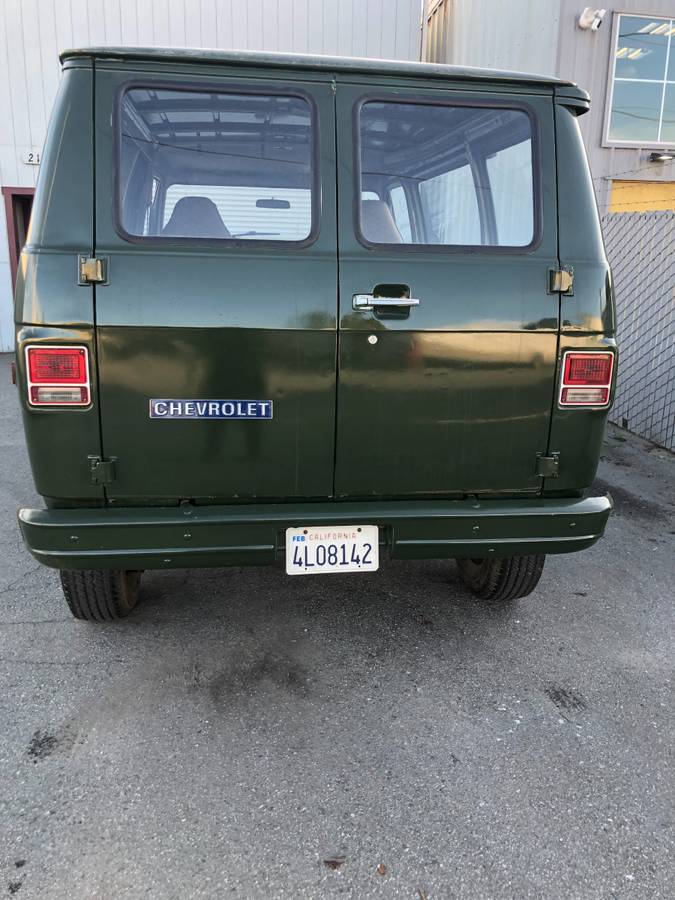 Chevrolet-4x4-van-1979-green-1