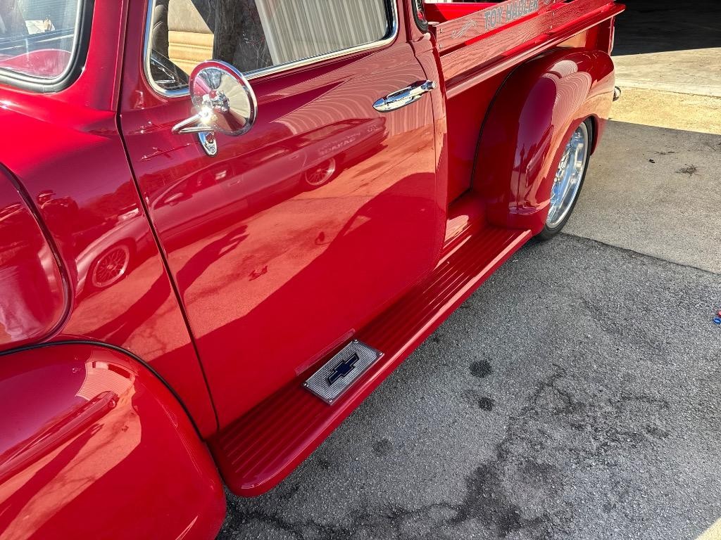 Chevrolet-5-Window-PIck-up-every-nut-and-bolt-crate-350-leather-ac-eat-1955-5-window-19