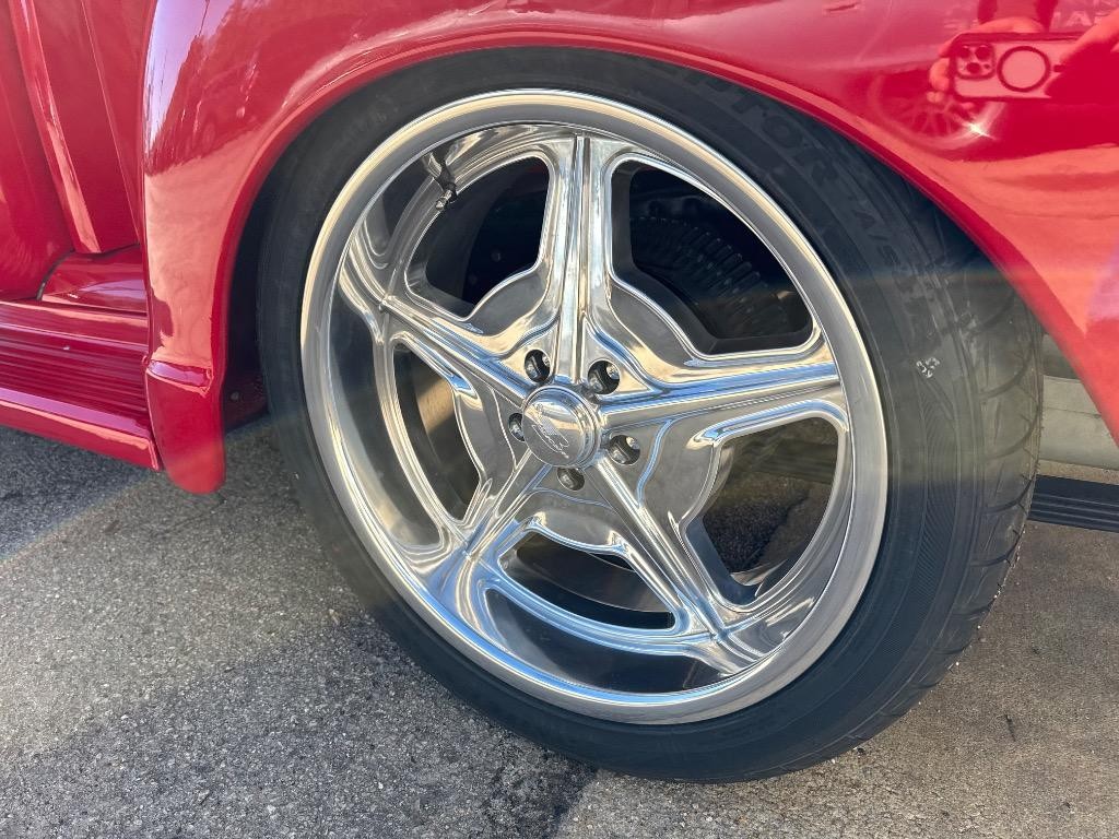 Chevrolet-5-Window-PIck-up-every-nut-and-bolt-crate-350-leather-ac-eat-1955-5-window-22