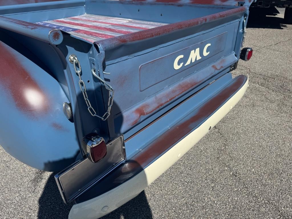 Chevrolet-5-window-pick-up-custom-chassis-built-5.3-LS-vintage-1949-Pick-up-31