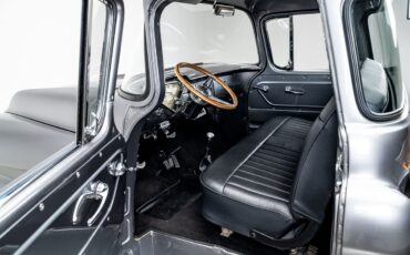 Chevrolet-Apache-1958-Pickup-Truck-2