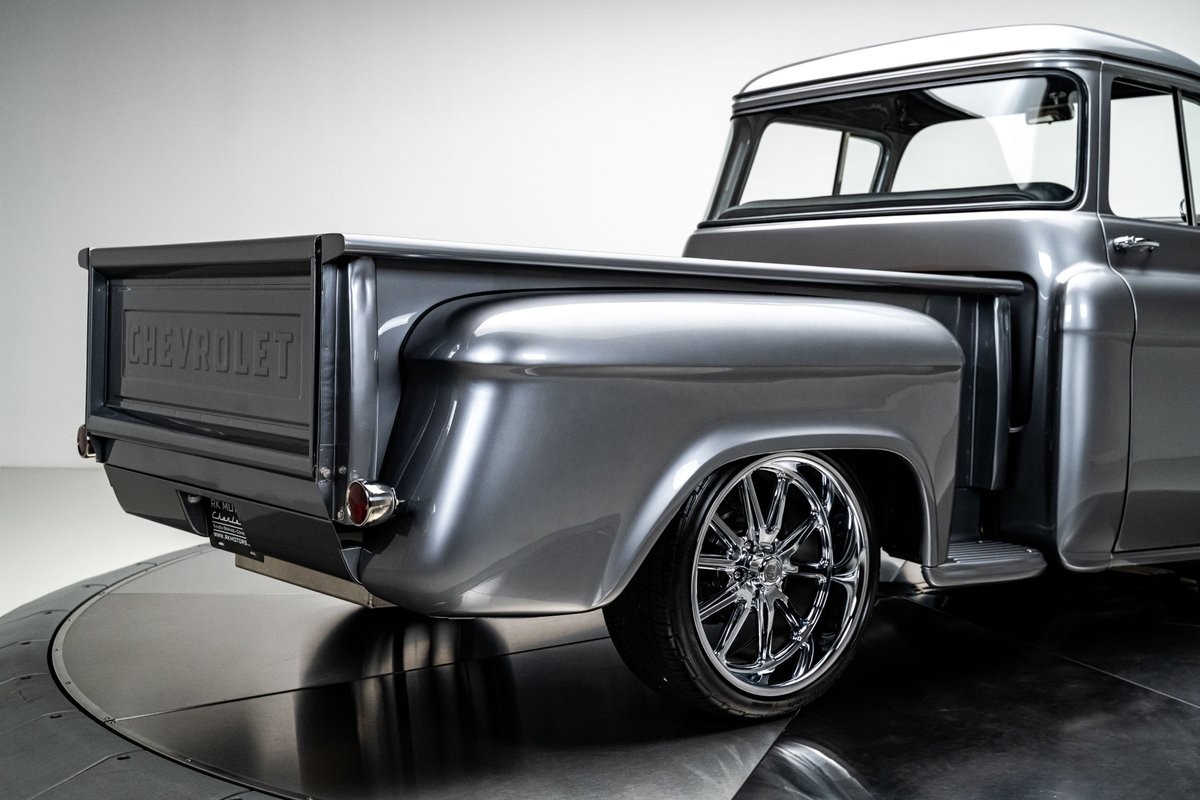 Chevrolet-Apache-1958-Pickup-Truck-21