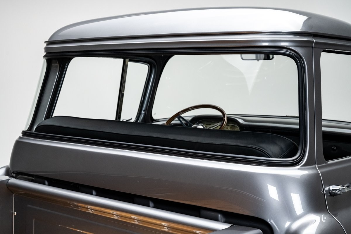 Chevrolet-Apache-1958-Pickup-Truck-24