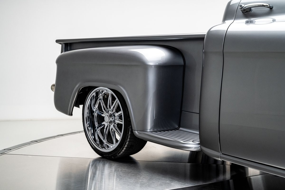 Chevrolet-Apache-1958-Pickup-Truck-26