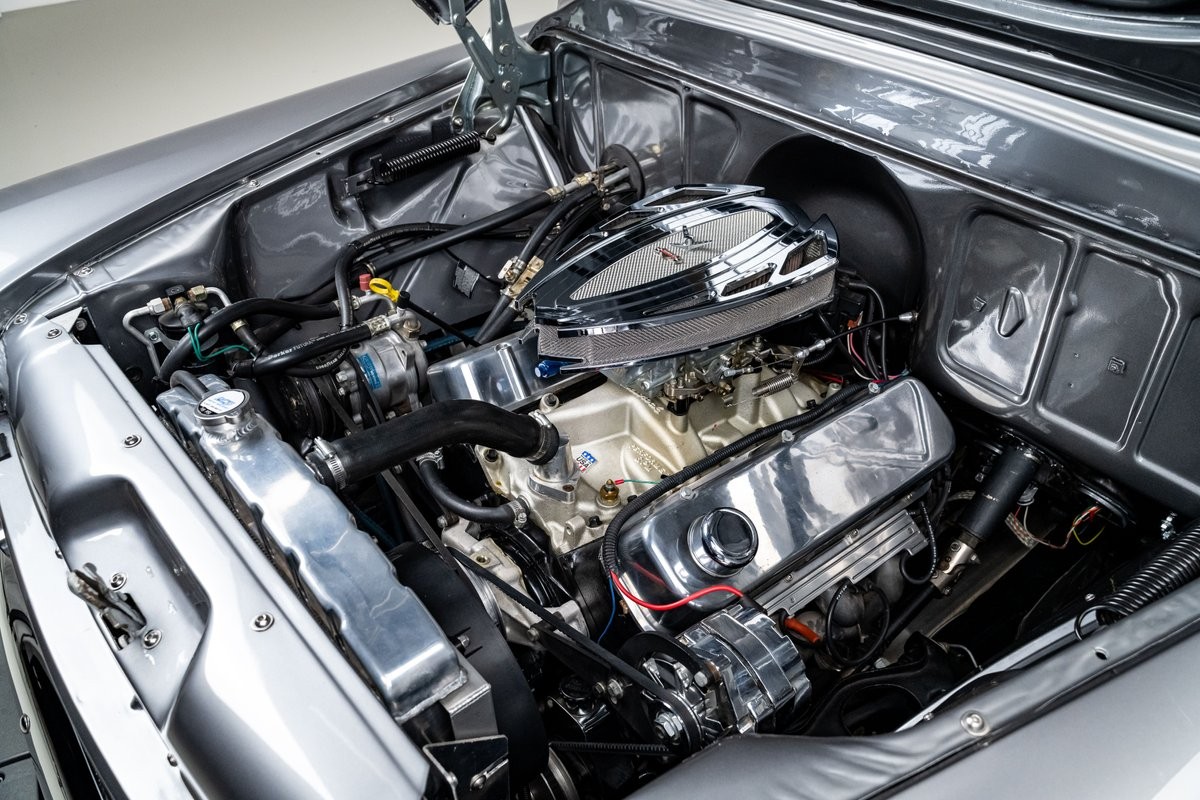 Chevrolet-Apache-1958-Pickup-Truck-27