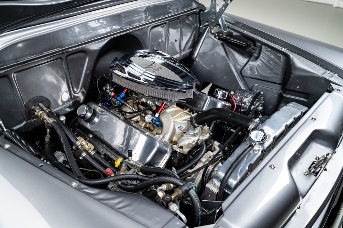 Chevrolet-Apache-1958-Pickup-Truck-29