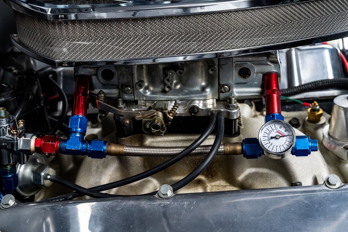 Chevrolet-Apache-1958-Pickup-Truck-33