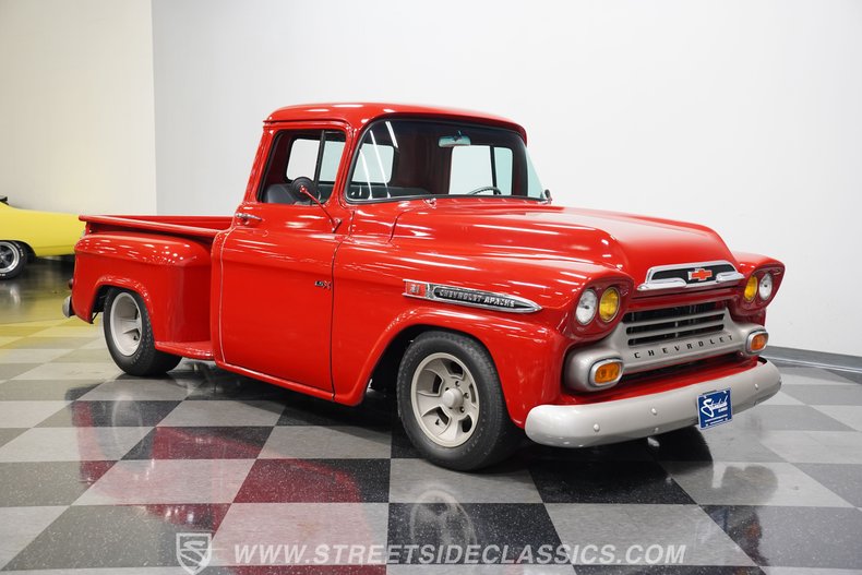 Chevrolet-Apache-1959-Red-Dark-Gray-24