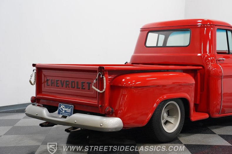 Chevrolet-Apache-1959-Red-Dark-Gray-31