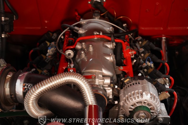 Chevrolet-Apache-1959-Red-Dark-Gray-39