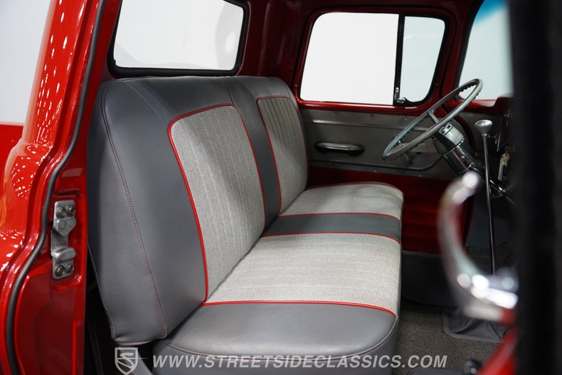 Chevrolet-Apache-1959-Red-Dark-Gray-7