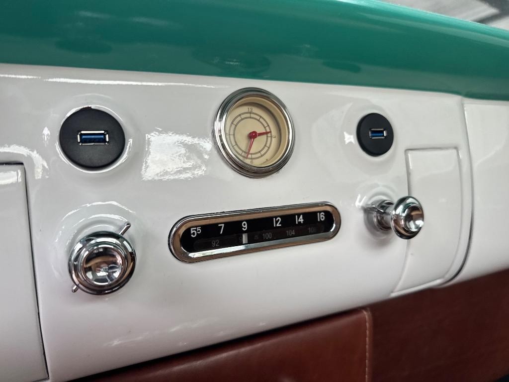 Chevrolet-Apache-Truck-tube-chassis-crate-LS3-4l60-vintage-heatairreal-1959-33