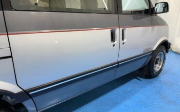Chevrolet-Astro-1990-Standard-Cargo-Van-17